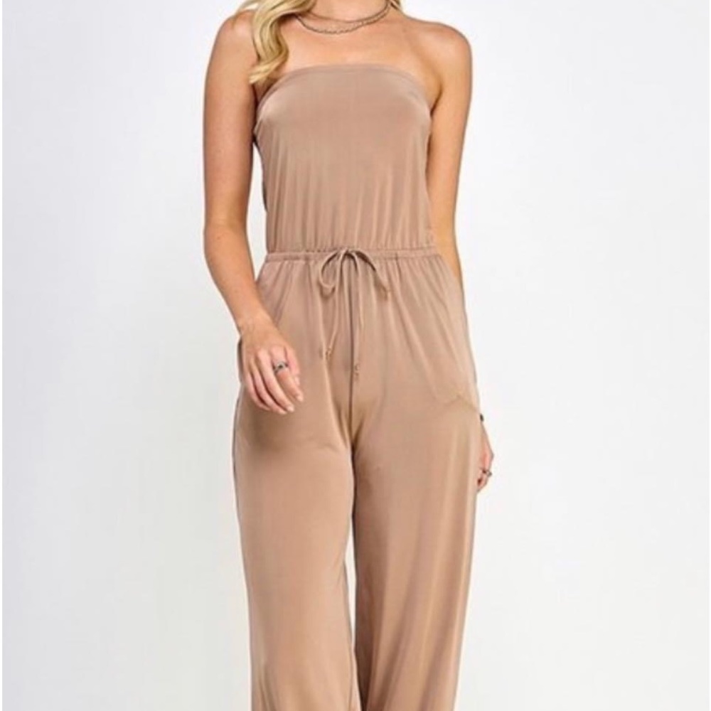 JUMPSUIT M nwt taupe nude pants suit women. Ships same day. SUMMER. beach